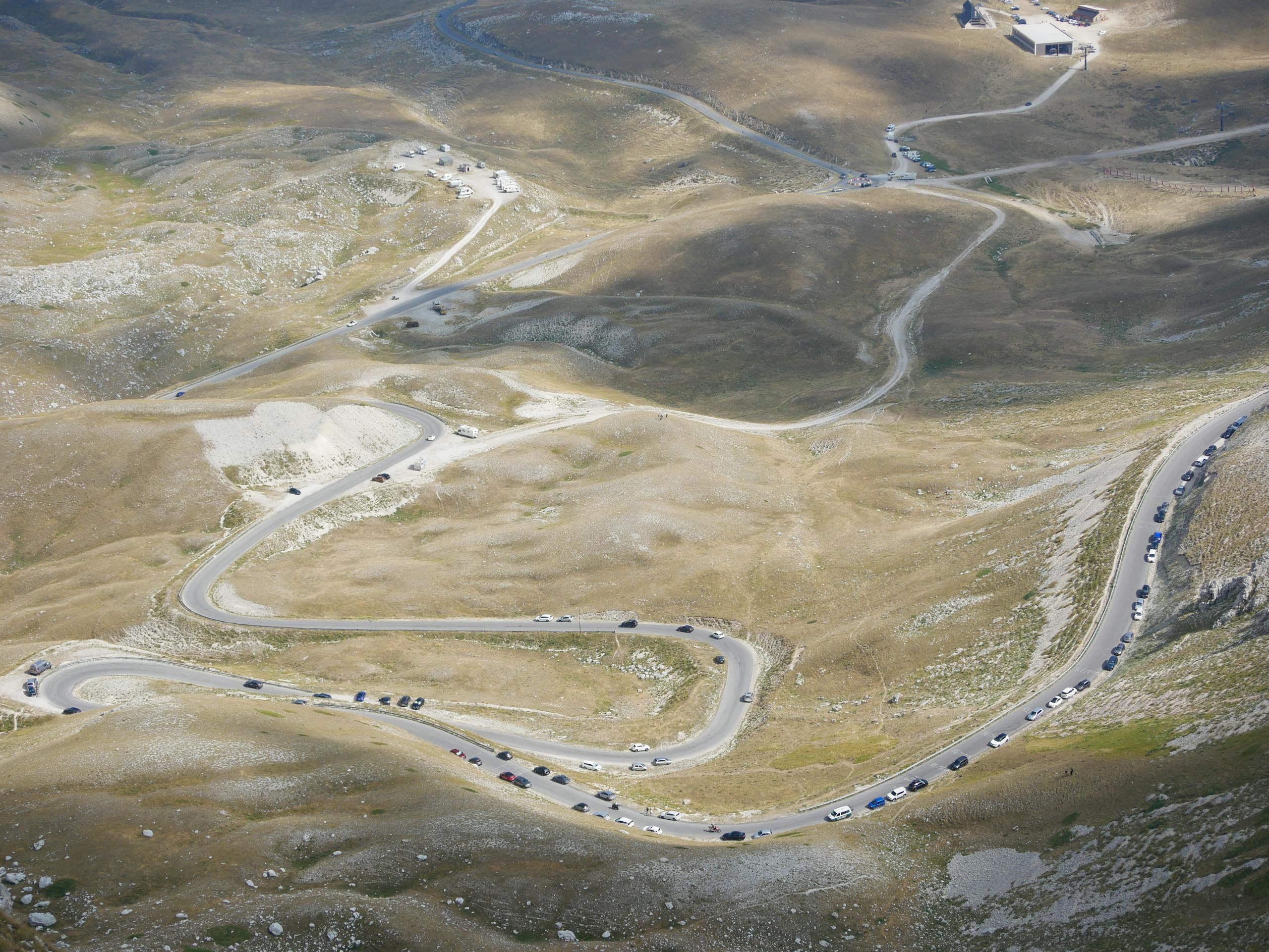 driving in abruzzo tips for tourists
