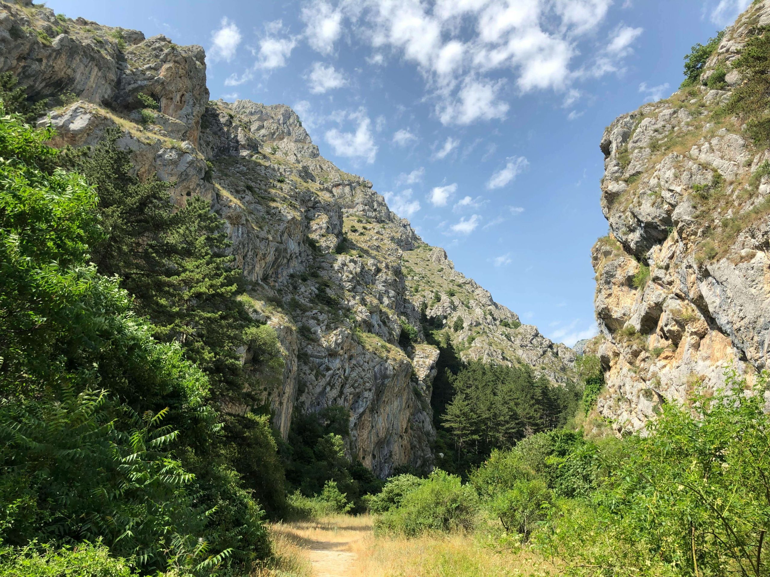 hiking maiella national park best trails