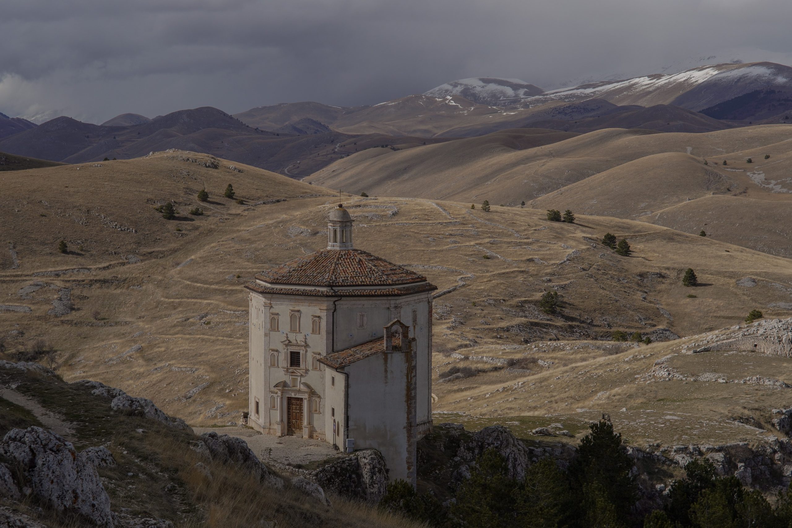 rocca-calascio-castle-abruzzo