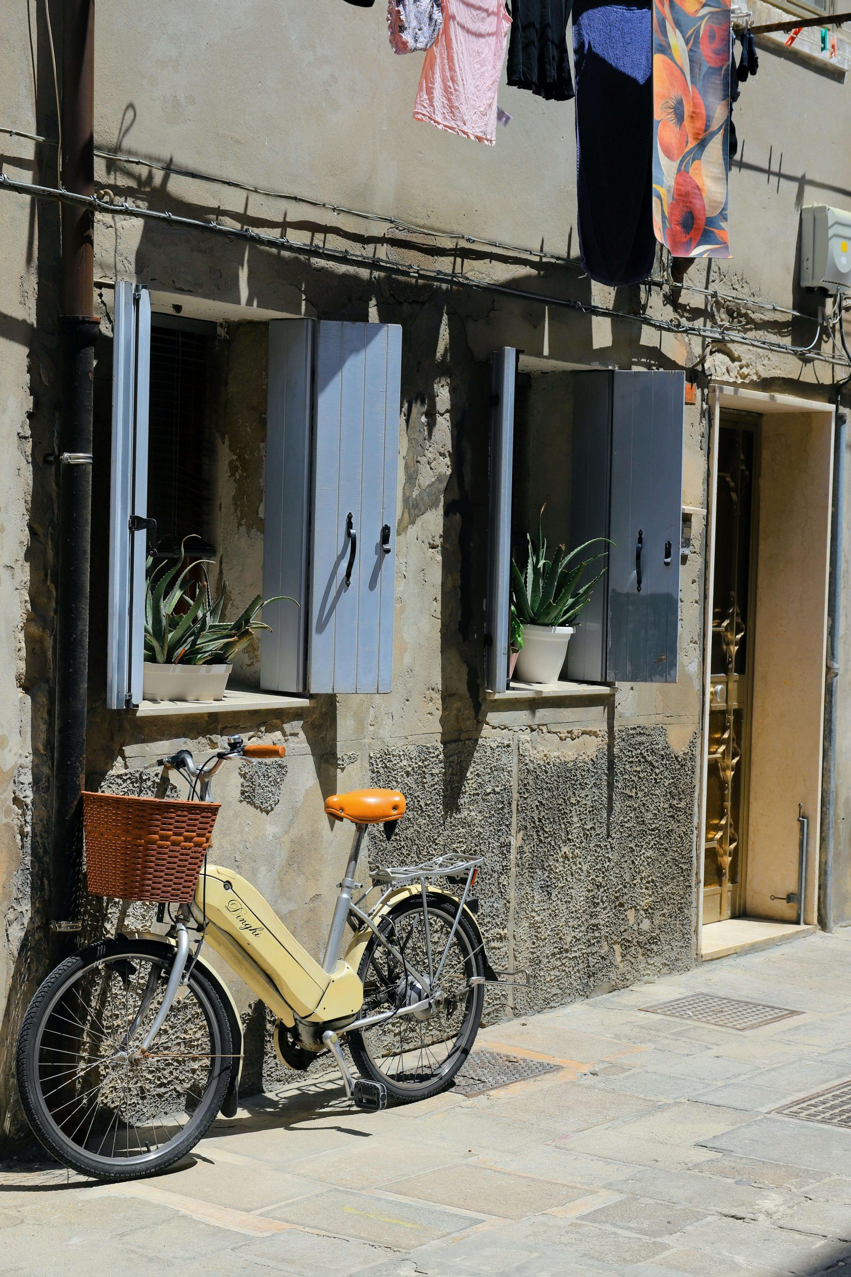 foreigner buying house italy property taxes